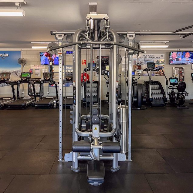 Lat Pulldown - targets Back